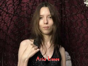 Aria_kisses