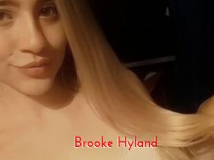 Brooke_Hyland