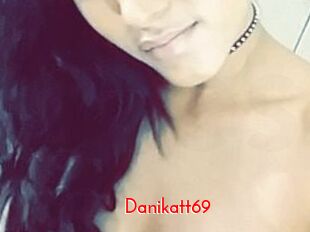 Dani_katt69