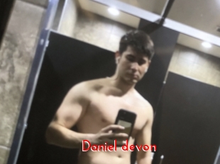 Daniel_devon