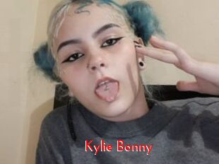 Kylie_Bonny