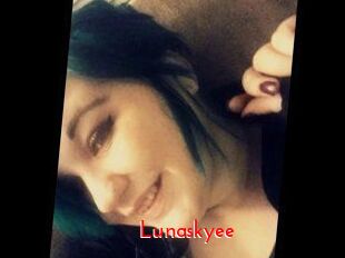 Lunaskyee