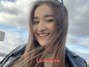 Lunaxeva