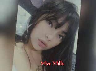 Mia_Mills
