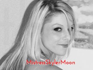 MistressSkylerMoon