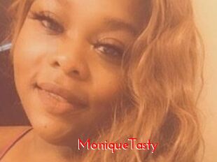 MoniqueTasty