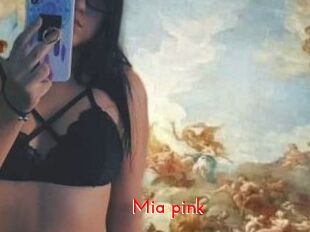 Mia_pink