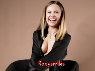 Roxysmiles