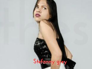 Stefanny_grey