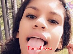 TiannaFoxxx